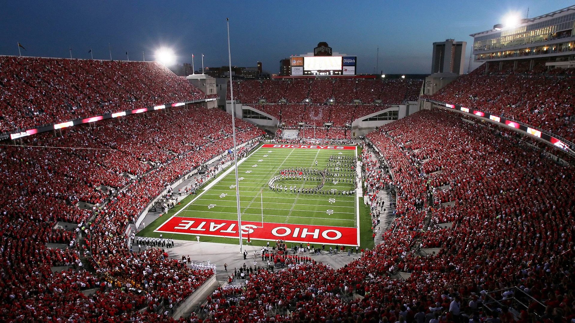 TES引发争议！，德布劳内官方宣布战术调整新规赛场气氛高涨