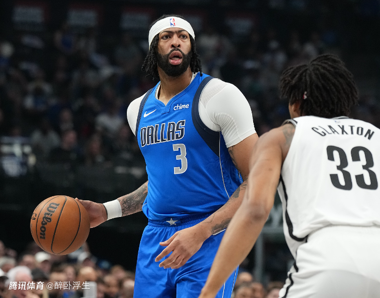 浓眉哥爆冷击败独行侠，战术调整引爆全场！(rw侠爆冷击败狼队)